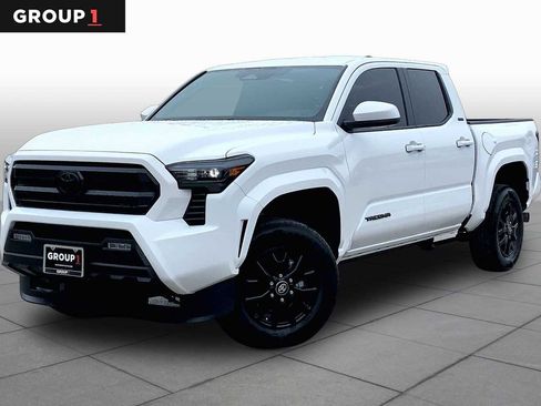 Used 2026 Toyota Tacoma SR5 image 1