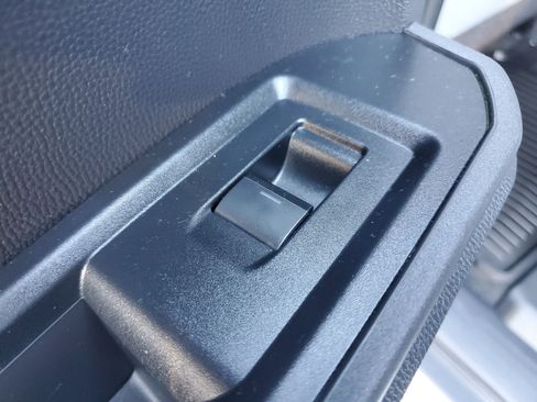 Used 2024 Toyota Tacoma SR5 image 15