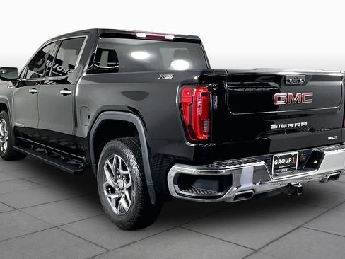 Used 2022 GMC Sierra 1500 SLT w/ SLT Convenience Package AWD/4WD image 12