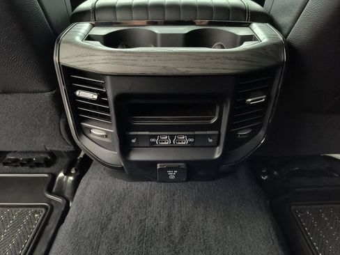 Used 2026 RAM 3500 Limited AWD/4WD image 21