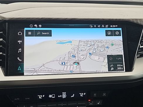 Used 2024 Audi Q4 e-tron Prestige image 7