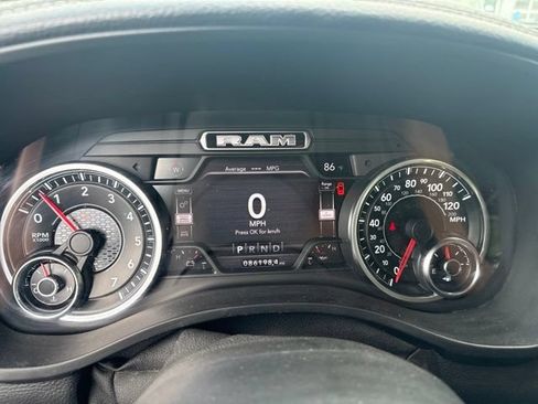 Used 2020 RAM 1500 Laramie AWD/4WD image 9