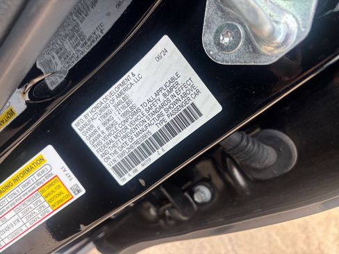 Used 2024 Honda Civic Sport image 27
