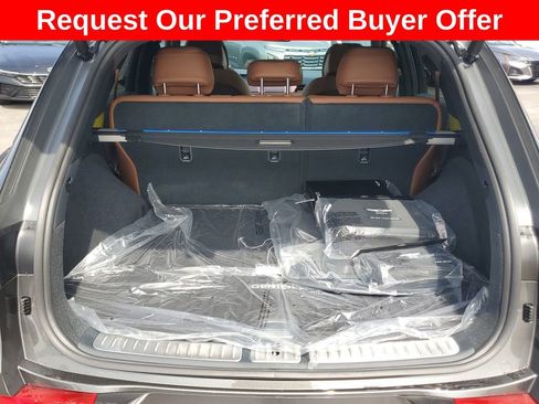 New 2026 Genesis GV70 2.5T Advanced image 28