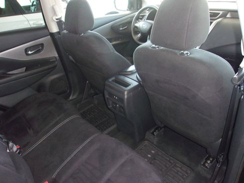 Used 2023 Nissan Murano S image 23