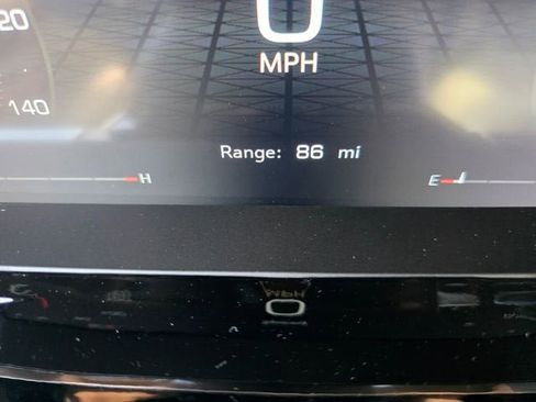 New 2026 GMC Sierra 1500 SLT w/ SLT Premium Plus Package AWD/4WD image 32