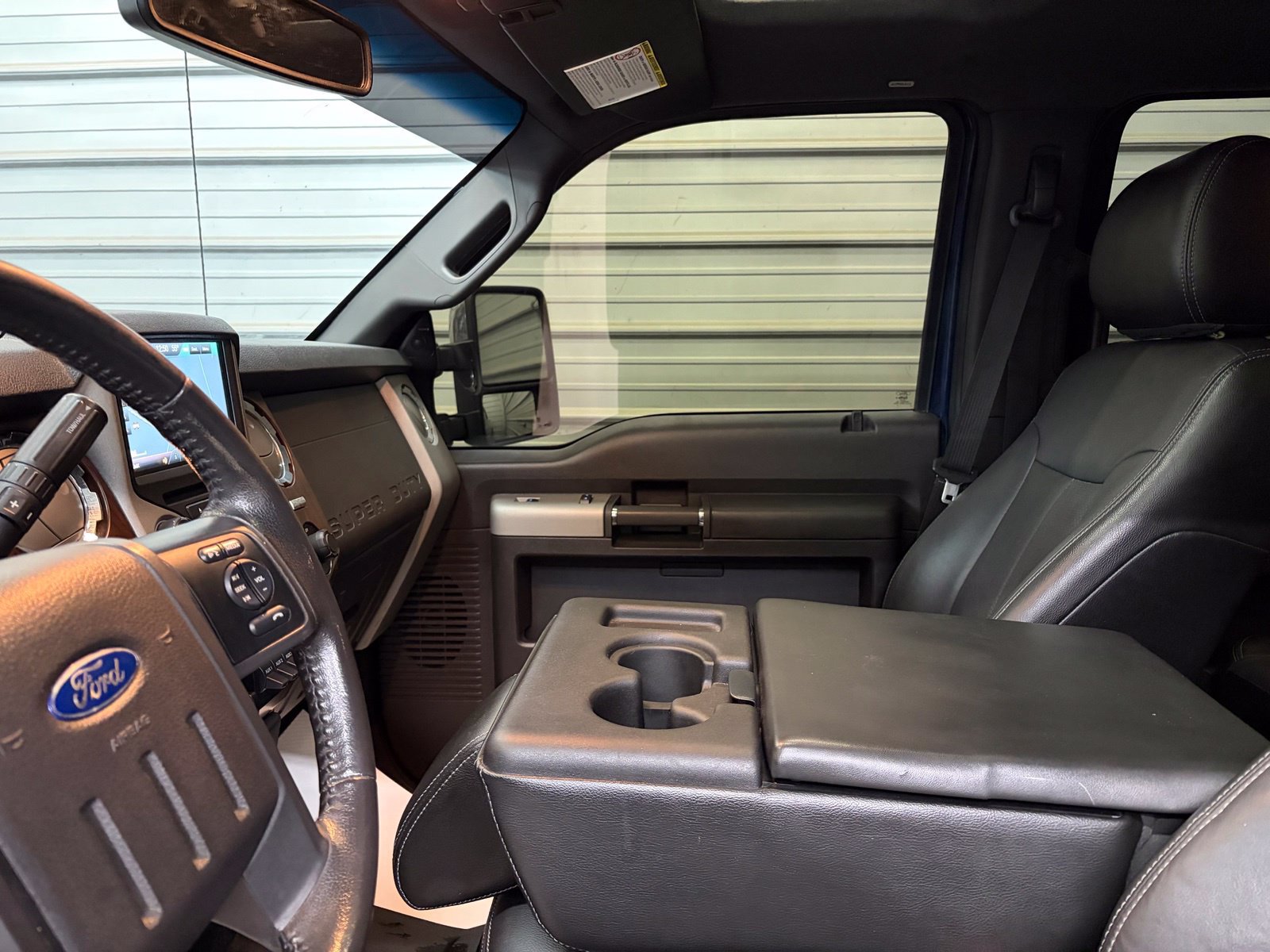 Used 2015 Ford F250 Lariat w/ Lariat Ultimate Package AWD/4WD image 21