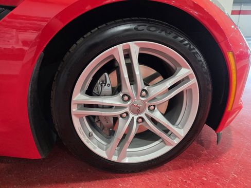 Used 2016 Chevrolet Corvette Stingray Coupe image 13