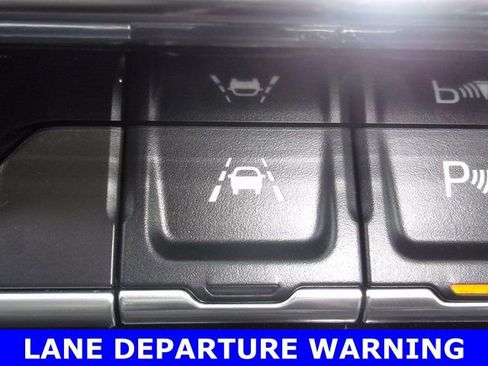 Used 2024 Chevrolet Silverado 1500 High Country w/ High Country Premium Package image 7