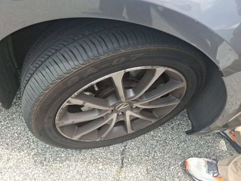 Used 2017 Acura TLX V6 FWD image 12