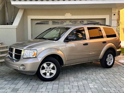 Used 2008 Dodge Durango SLT AWD/4WD image 4