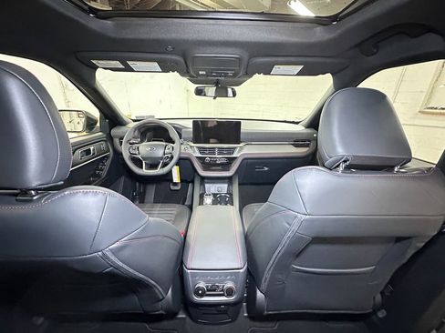New 2026 Ford Explorer ST-Line image 26