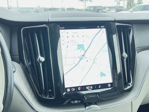 Used 2023 Volvo XC60 B5 Ultimate w/ Climate Package image 20