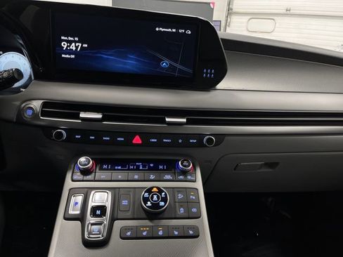 Used 2025 Hyundai Palisade SEL image 9