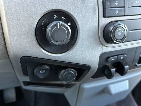 Used 2016 Ford F350 XLT AWD/4WD image 18