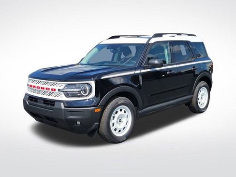 New 2025 Ford Bronco Sport Heritage w/ Convenience Package image 2