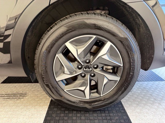 Used 2022 Kia Sorento S AWD/4WD image 10