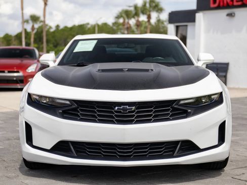Used 2021 Chevrolet Camaro LT w/ Technology Package RWD image 4