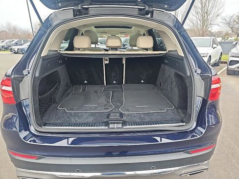 Used 2019 Mercedes-Benz GLC 300 4MATIC image 31