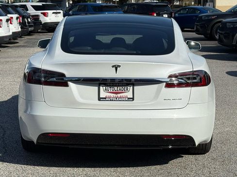 Used 2020 Tesla Model S Long Range Plus AWD/4WD image 5
