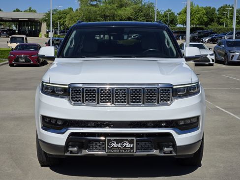 Used 2022 Jeep Grand Wagoneer Series II w/ Premium Group II image 6