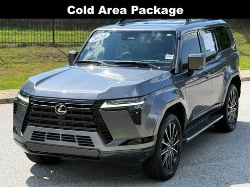 Used 2024 Lexus GX 550 w/ Accessory Package (31) AWD/4WD image 9