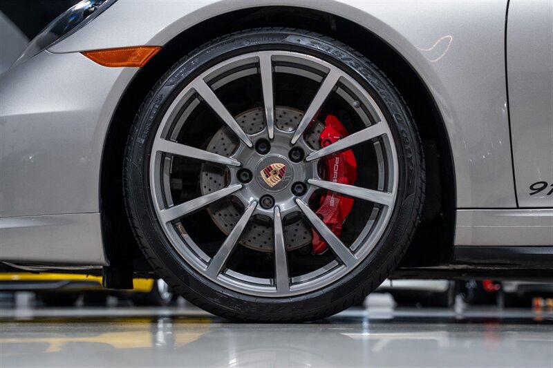 Used 2013 Porsche 911 Carrera 4S AWD/4WD image 45
