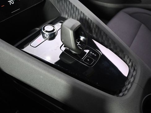 Used 2024 Polestar Polestar 2 image 30