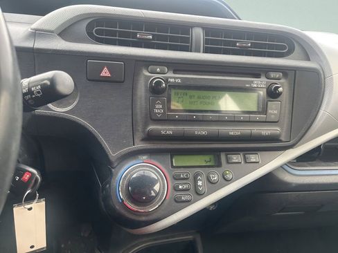 Used 2012 Toyota Prius C Two image 27