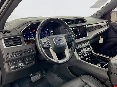 Used 2022 GMC Yukon Denali w/ Max Trailering Package image 37