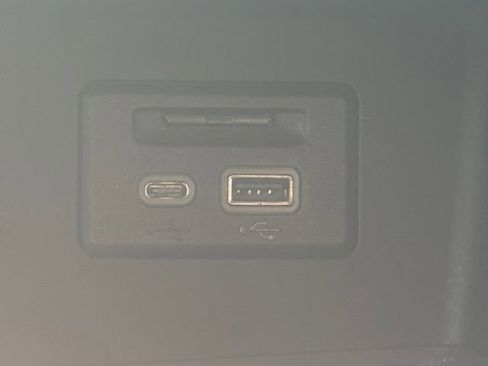 Used 2020 GMC Acadia Denali FWD image 7