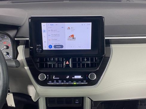 Certified 2025 Toyota Corolla Cross L image 14