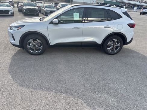 New 2026 Ford Escape ST-Line Select w/ Equipment Group 401A image 5