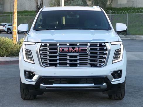 Used 2025 GMC Yukon Denali image 8