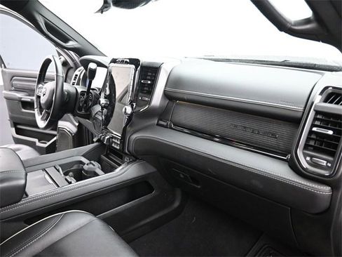 Used 2024 RAM 2500 Limited image 24