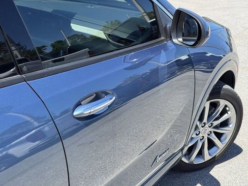 Used 2024 Buick Encore GX Avenir w/ Avenir Technology Package image 10