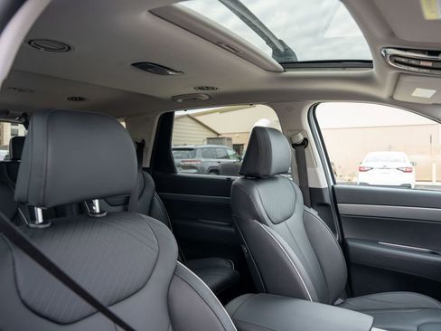 Certified 2025 Hyundai Palisade XRT image 13