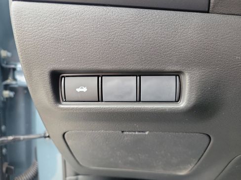New 2026 Nissan Sentra SR w/ Floor Mat Package FWD image 23