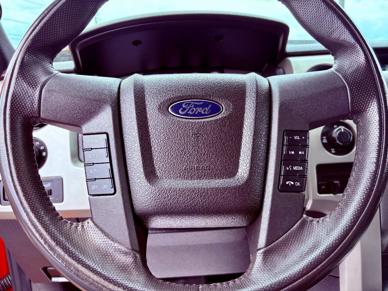 Used 2010 Ford F150 Raptor AWD/4WD image 16