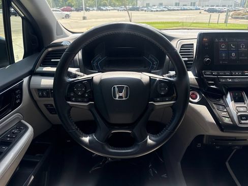 Used 2022 Honda Odyssey Touring image 19