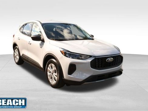 Used 2025 Ford Escape Active image 1