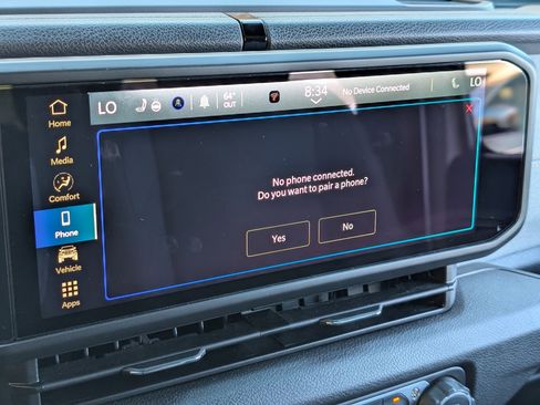 Used 2025 Jeep Wrangler Willys image 27