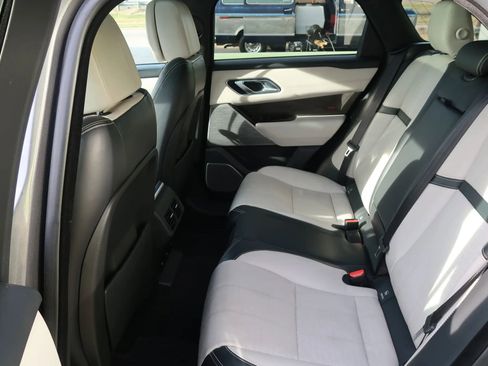 Used 2018 Land Rover Range Rover Velar image 19