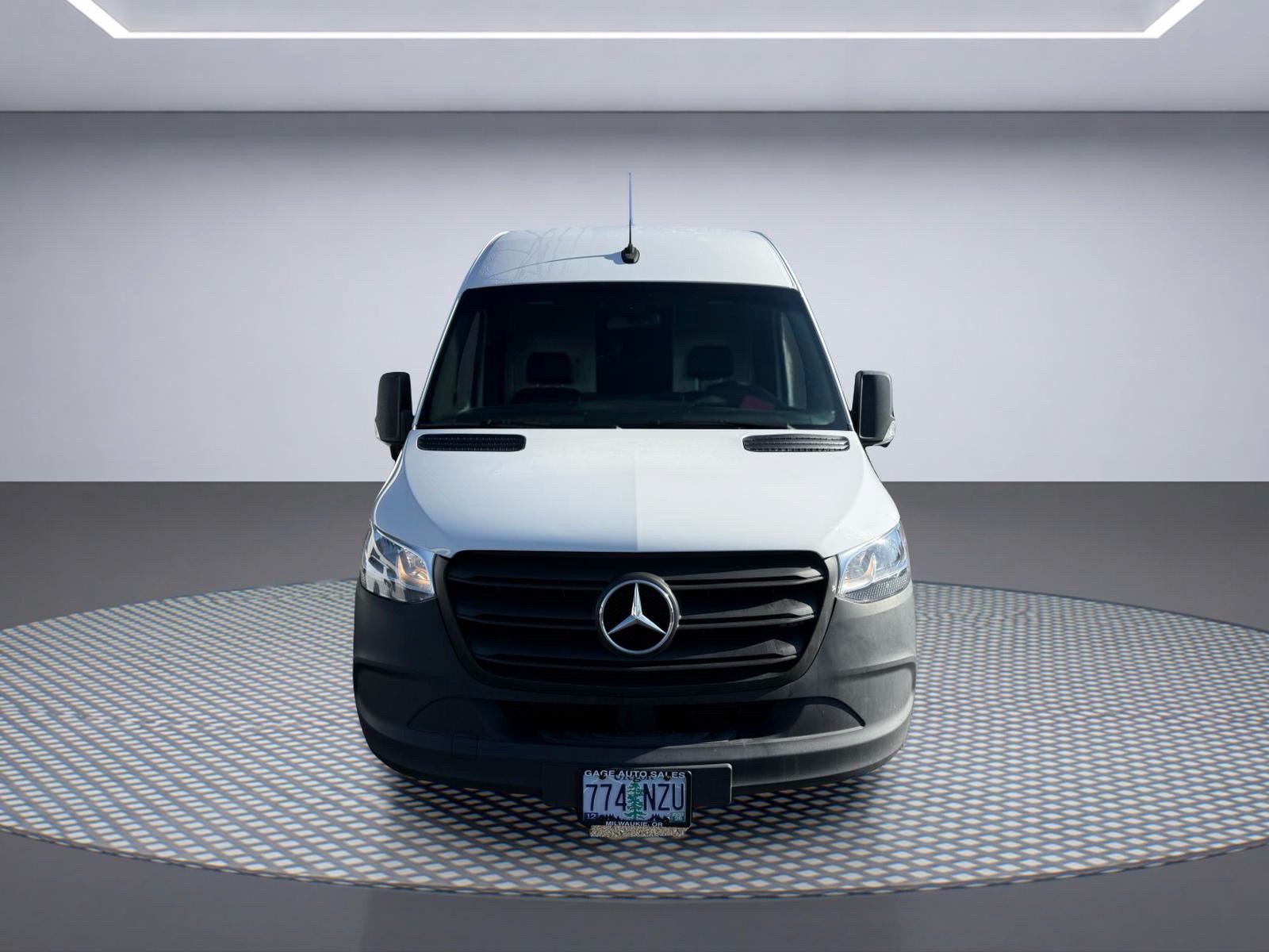 Used 2021 Mercedes-Benz Sprinter 3500 image 9