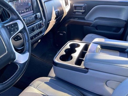 Used 2018 GMC Sierra 1500 SLT w/ SLT Premium Package image 17