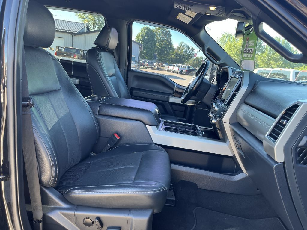 Used 2022 Ford F250 Lariat w/ Lariat Ultimate Package AWD/4WD image 31