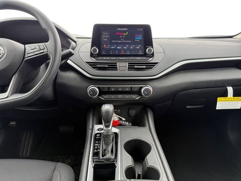 New 2025 Nissan Altima 2.5 S image 11