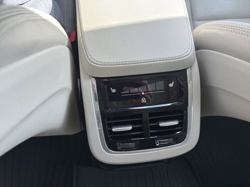 Used 2021 Volvo XC90 T8 Inscription w/ Advanced Package image 27