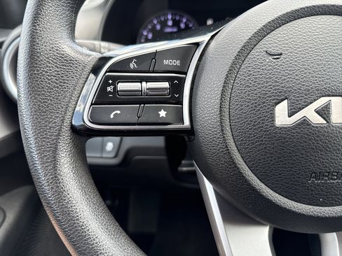 Certified 2024 Kia Forte LXS w/ LXS Technology Package FWD image 18