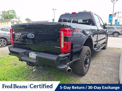 Used 2023 Ford F250 Lariat w/ Lariat Ultimate Package AWD/4WD image 9